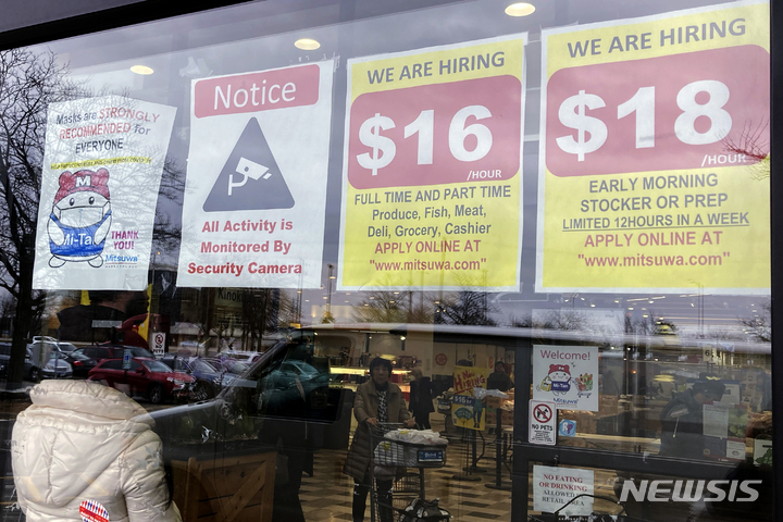 [종합] 美 1월 일자리 51만7000개 증가…실업률은 3.4%로 반세기 최저