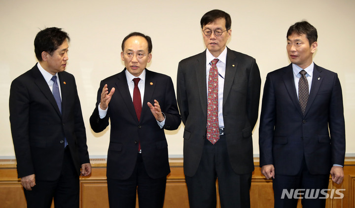 추경호 “금융시장 불확실성 확대 가능성…필요시 안정 조치”