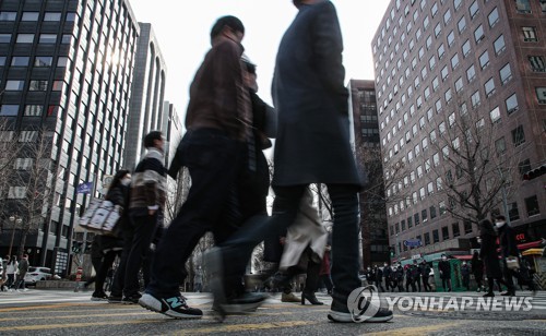 직장인 유리지갑에서 세금이 펑펑…근로소득세 비중 10년새 최대