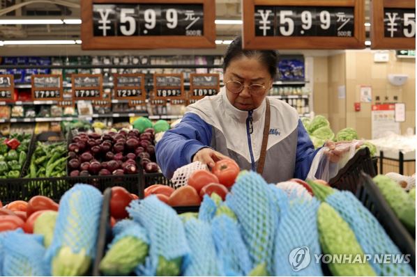  中 11월 소매판매 3%↑ ‘부진’…10년 만기 국채금리 사상 최저